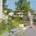 Отель Baltic Hideaways Warnemuende 4*