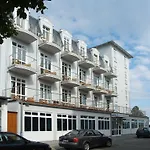 Отель Baltic Hideaways Warnemuende
