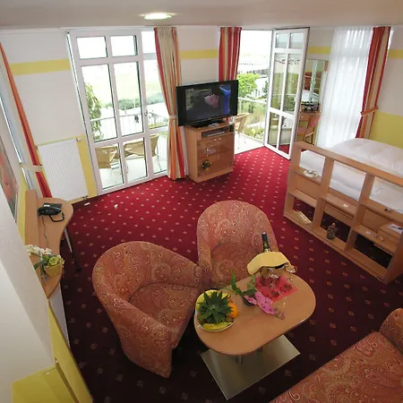 Baltic Hideaways Warnemuende Hotell 4*