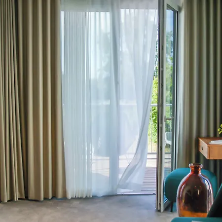 Otel Baltic Hideaways Warnemuende 4*