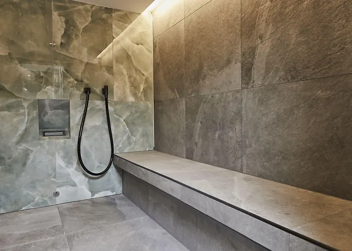 Baltic Hideaways Warnemuende Отель 4*